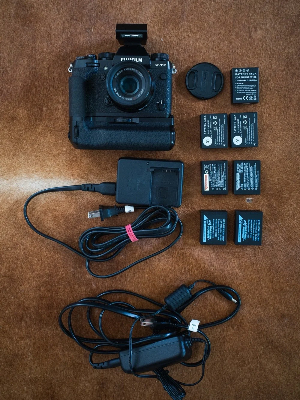 Fujifilm X-T2 Black Mirrorless Camera Kit Grip, 35mm Lens, Batteries & Chargers